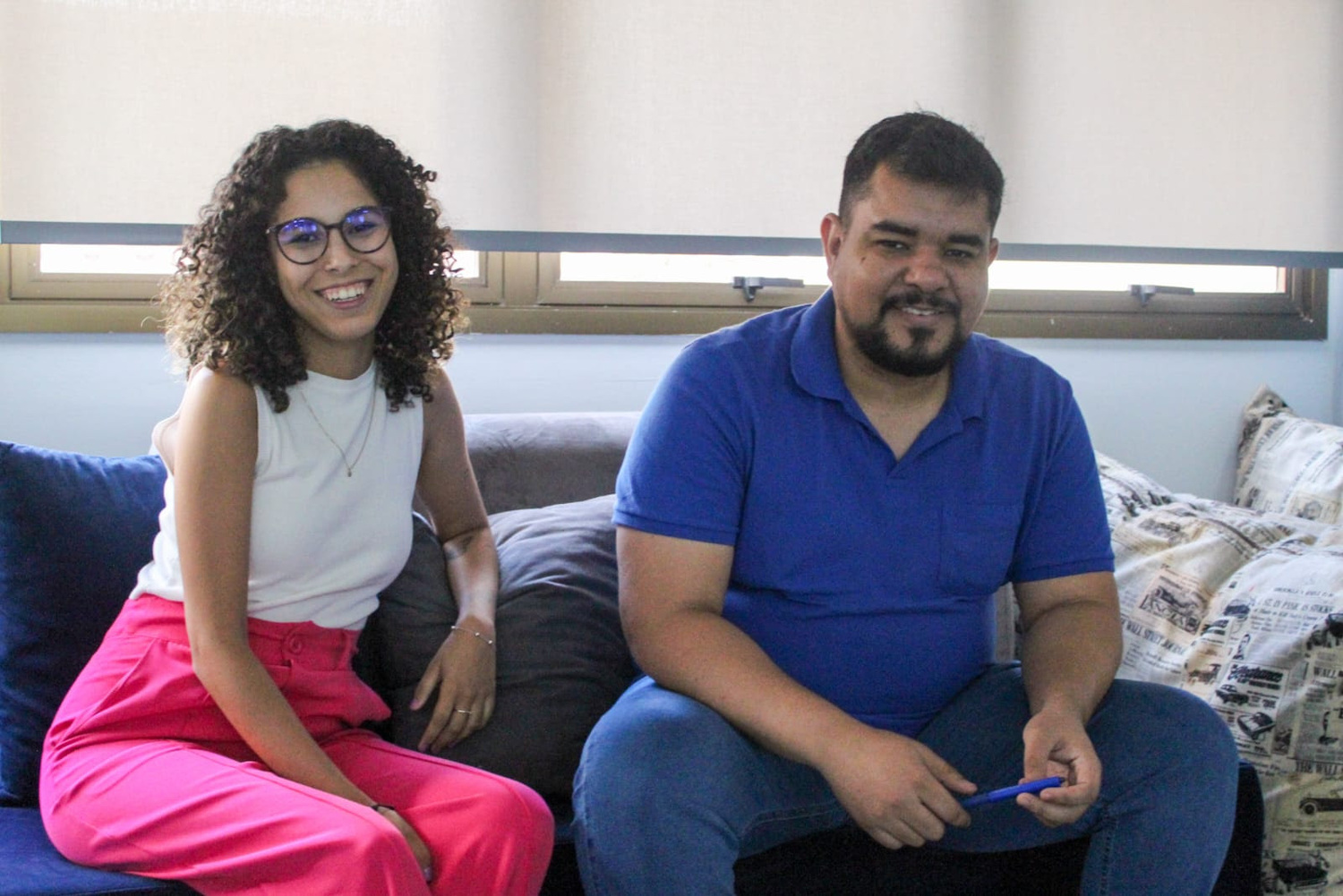 A esquerda, Thais Rodrigues, gestora comercial da Timework, compõe a equipe com mais 5 colaboradores