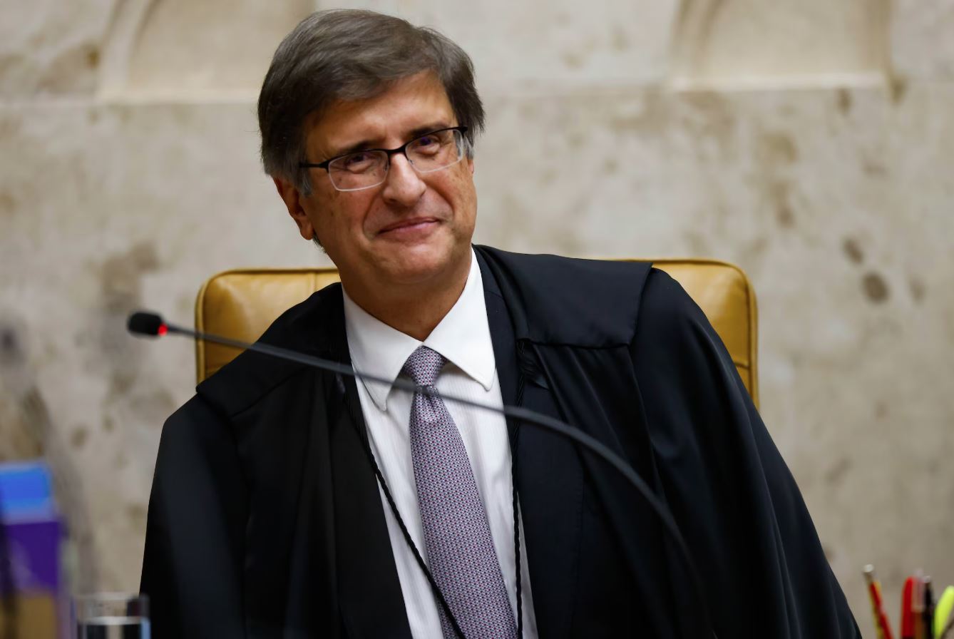 Paulo Gonet, procurador-geral da República, é quem assina a denúncia do golpe.