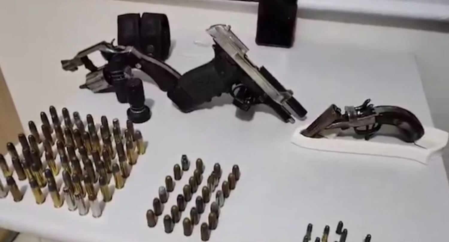 Imagens reproduzidas de vídeo postado pela polícia Civil do Rio de Janeiro da Operação Rastreio que investigou grupo de disseminação de discurso de ódio nas redes sociais e planejava atentado em show de Lady Gaga em Copacabana no Rio de Janeiro-RJ.