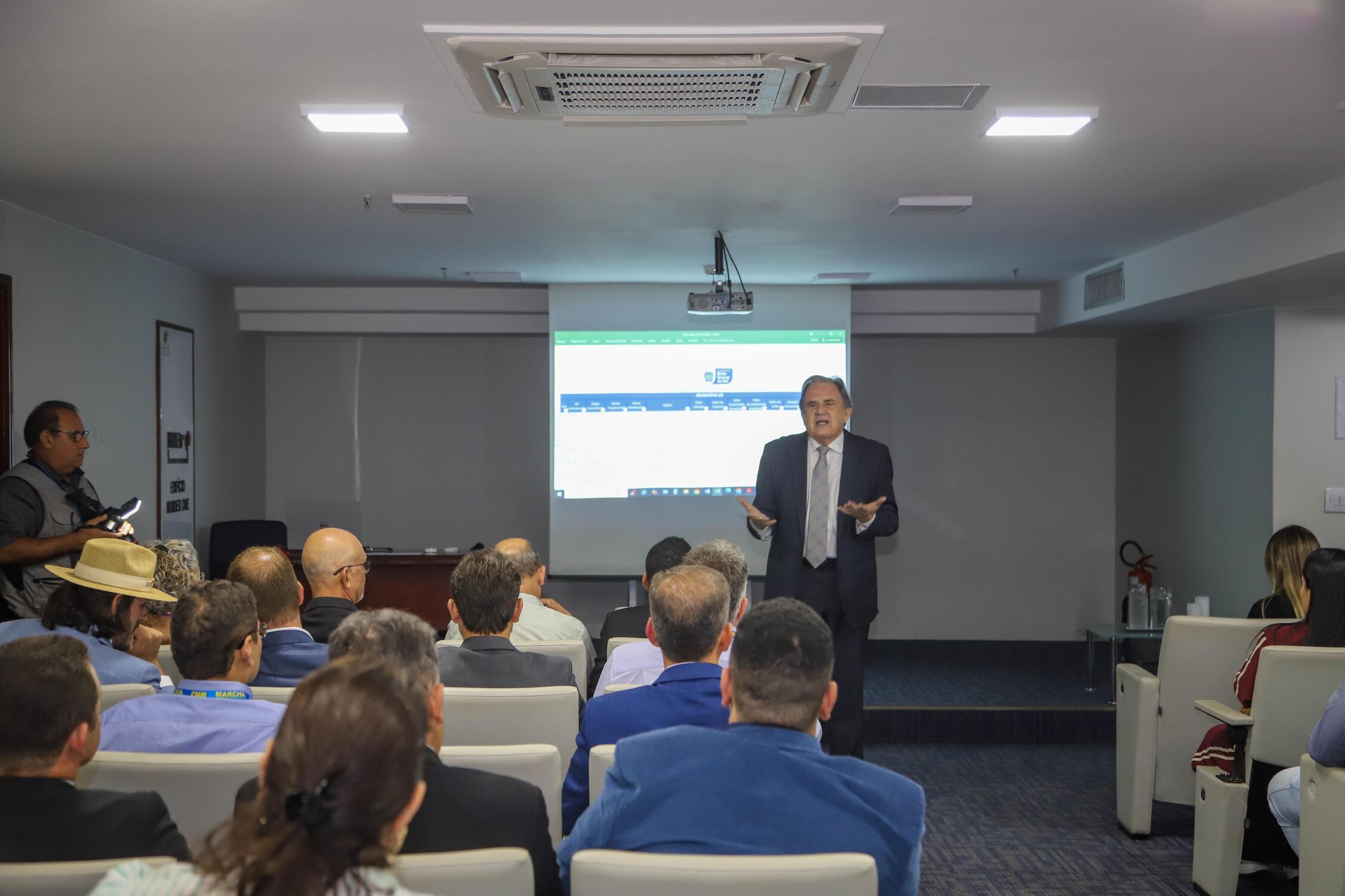 Equipe do ERIPDF organizou m planilhas, os recursos das 79 cidades de MS