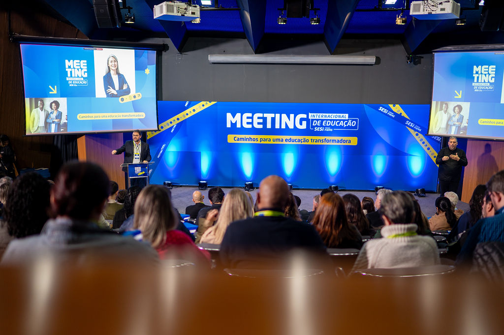 Educadores, empresários e autoridades participam do encontro sobre Educação 5.0 em Campo Grande.