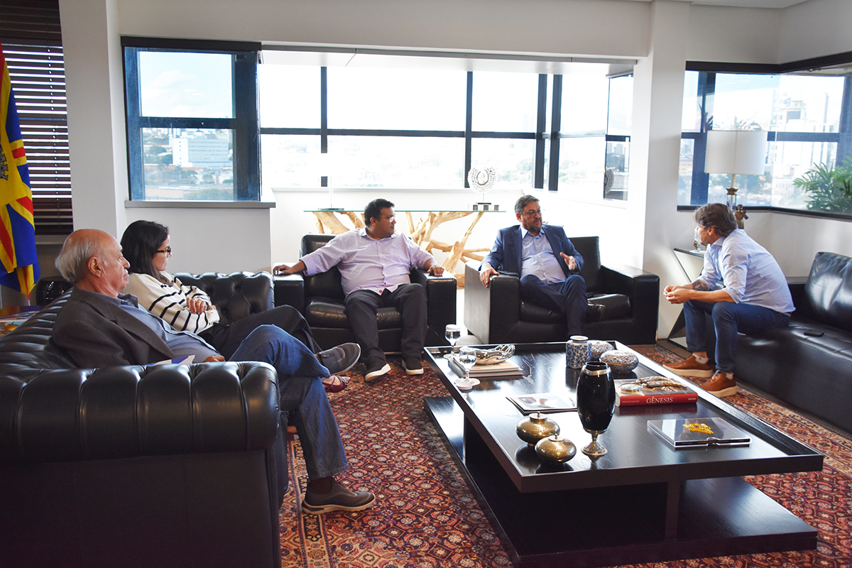 Reunião entre Fiems e representantes de Corumbá tratou de parcerias para melhorar cursos técnicos e atrair mais investimentos para o município.