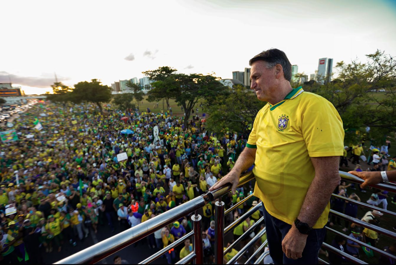 O ex-presidente Jair Bolsonaro (PL) em ato pró-anistia em Brasília no mês de maio