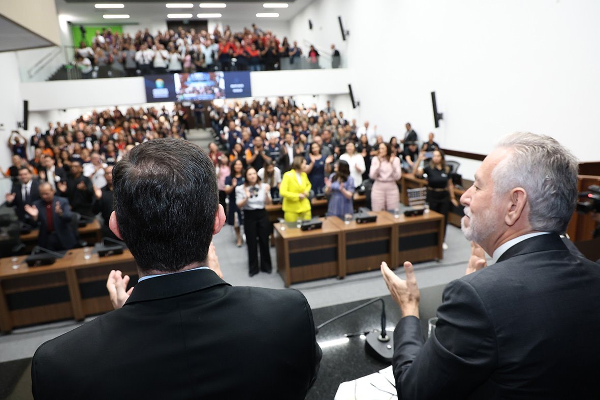 ALEMS reconhece serviços prestados da Igreja Universal com moções