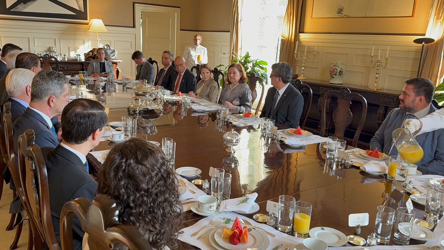 Reunião na Embaixada do Brasil em Washington