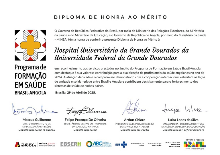 Diploma de honra ao mérito foi entregue pelo Governo da República Federativa do Brasil e pelo Governo da República de Angola