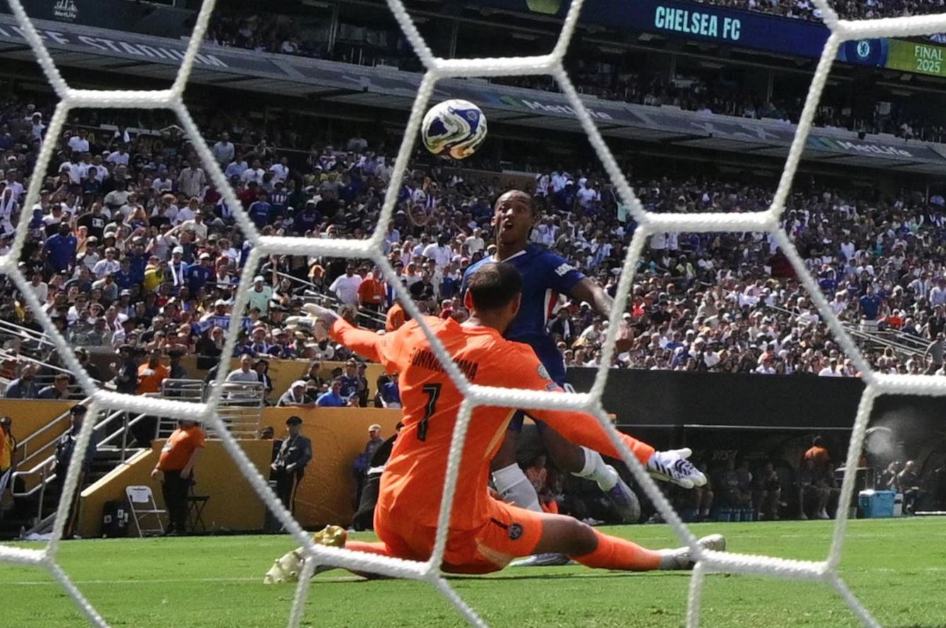 João Pedro definiu triunfo e título mundial do Chelsea com gol de cavadinha