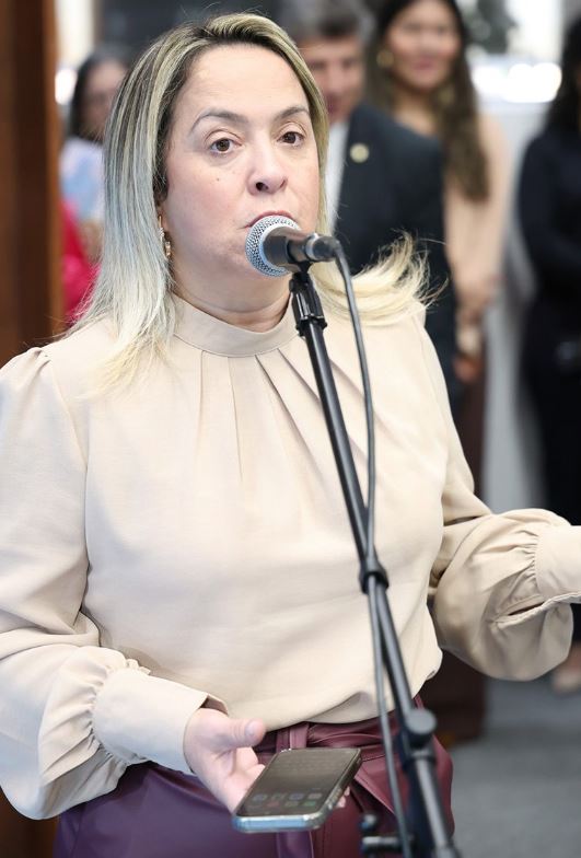 Lia Nogueira também demonstrou preocupação