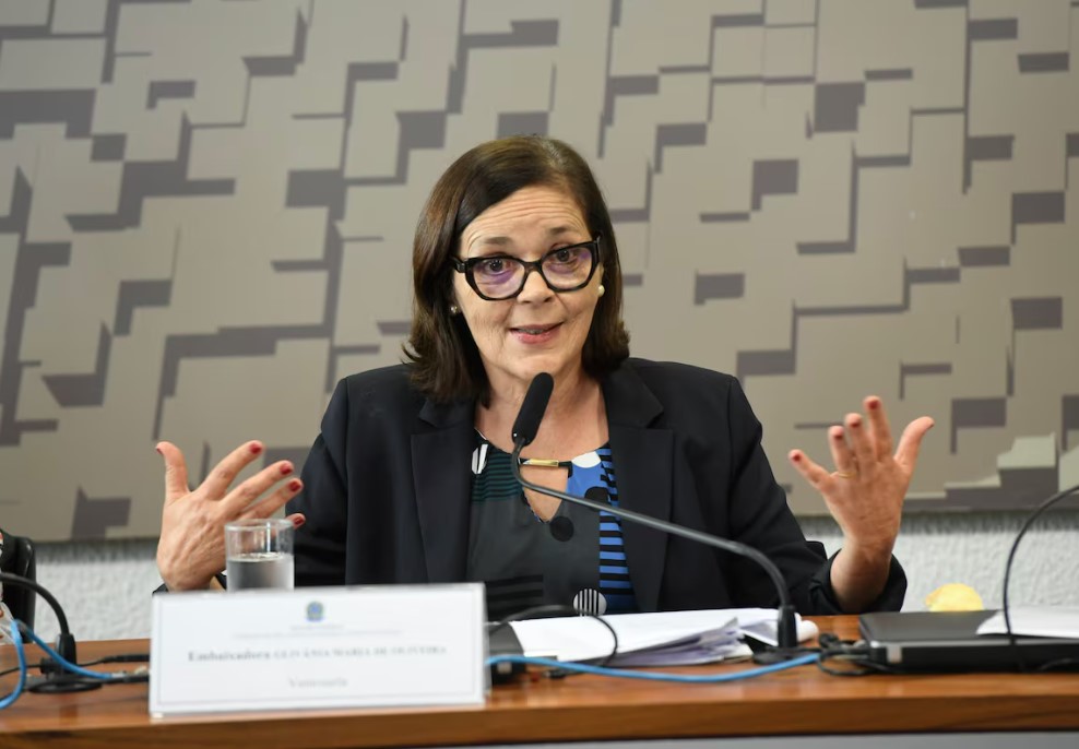 A embaixadora do Brasil na República Bolivariana da Venezuela, Glivânia Maria de Oliveira, em sabatina no Senado 