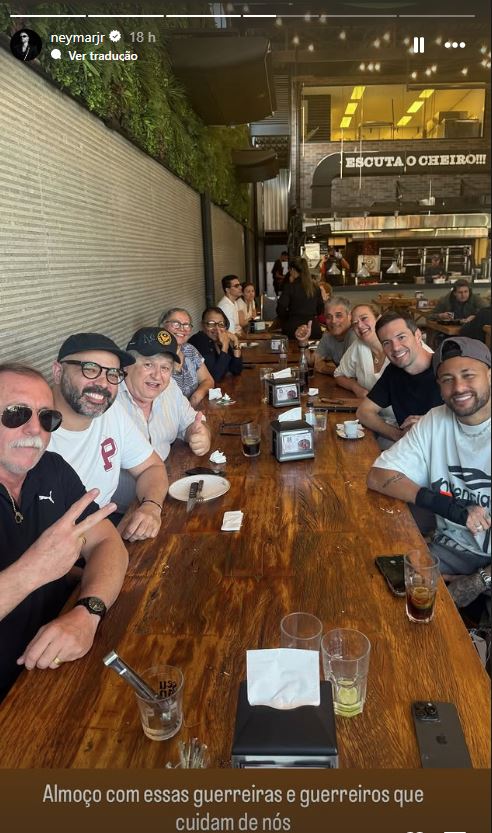 O atleta publicou o momento em suas redes sociais 
