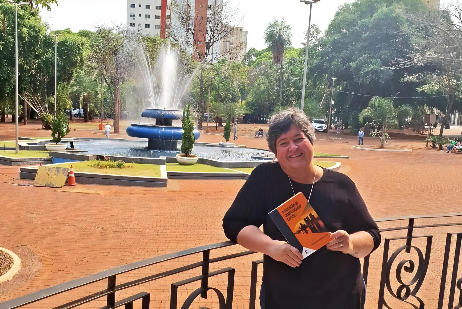 A historiadora, Lenita Calado, Doutora em História pela Universidade Federal da Grande Dourados