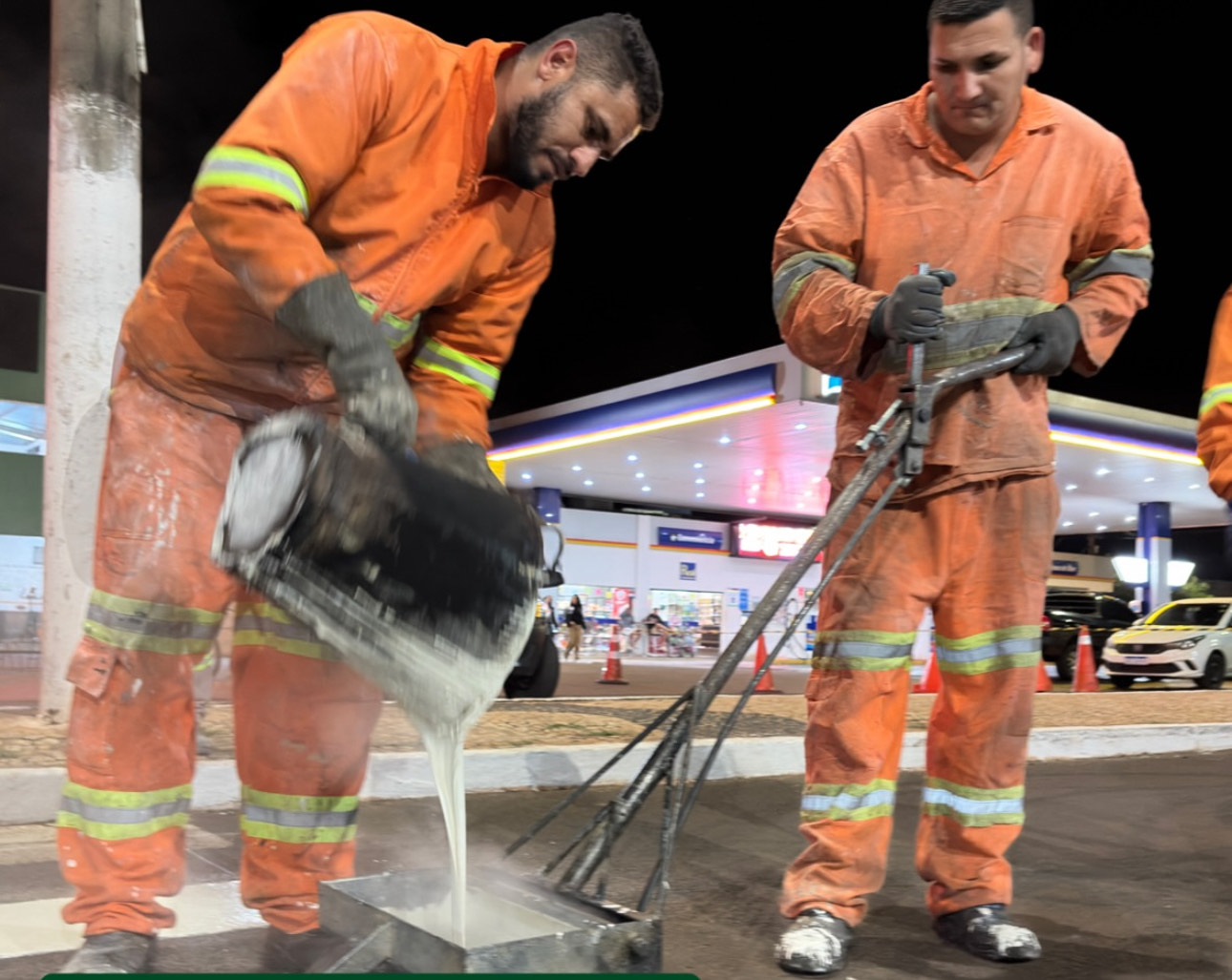 Pintura de faixa de pedestre na Avenida Visconde de Taunay integra pacote de melhorias de mobilidade urbana conduzido pela gestão de André Guimarães (PP).