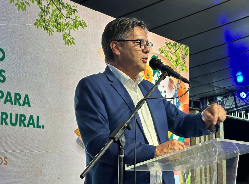 O secretário municipal de Inovação, Desenvolvimento Econômico e Agronegócio, Ademar Silva Júnior.