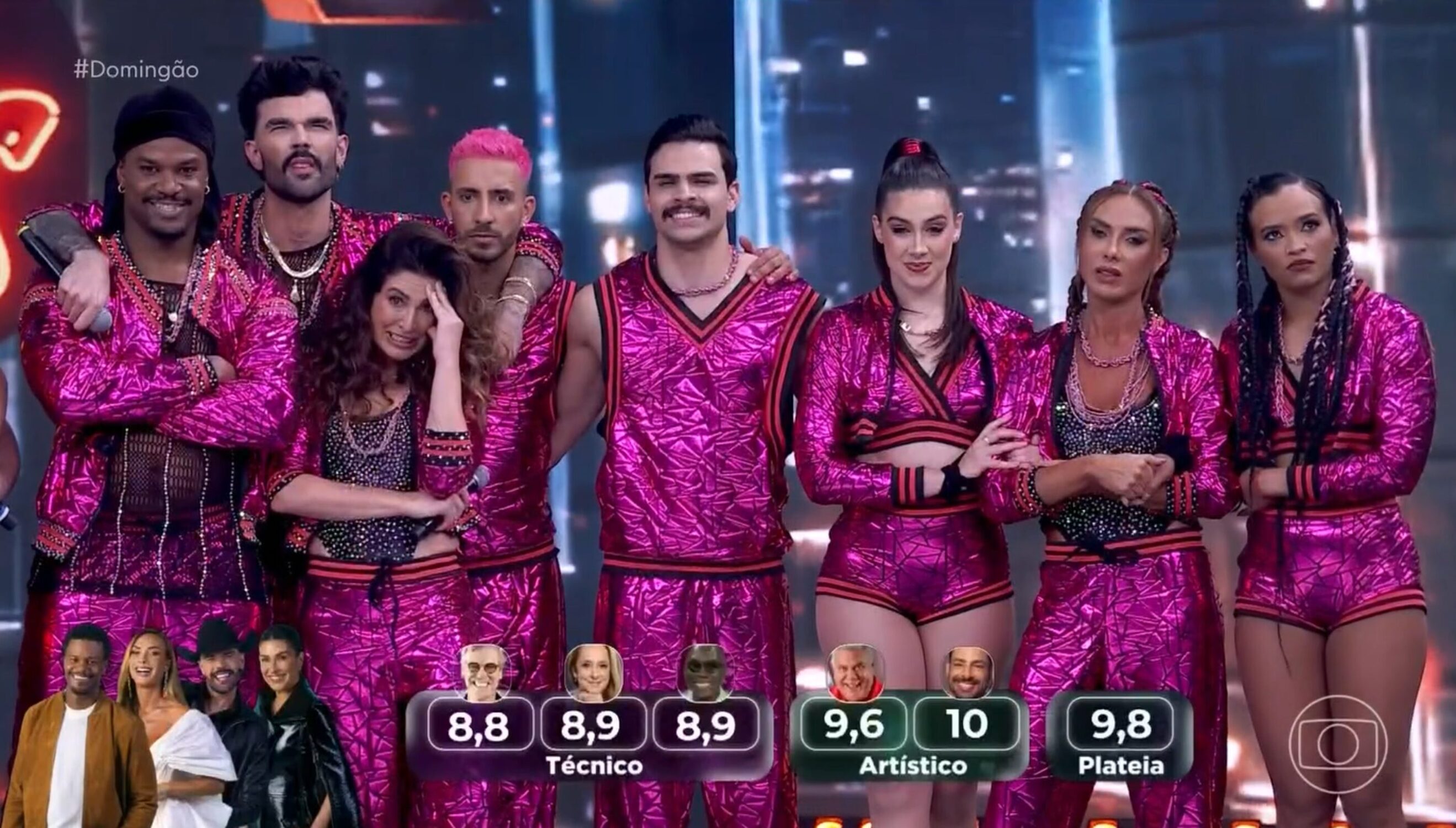 Participantes da 'Dança dos Famosos' do 'Domingão Com Huck' durante o programa exibido neste domingo, 24 de agosto de 2025.