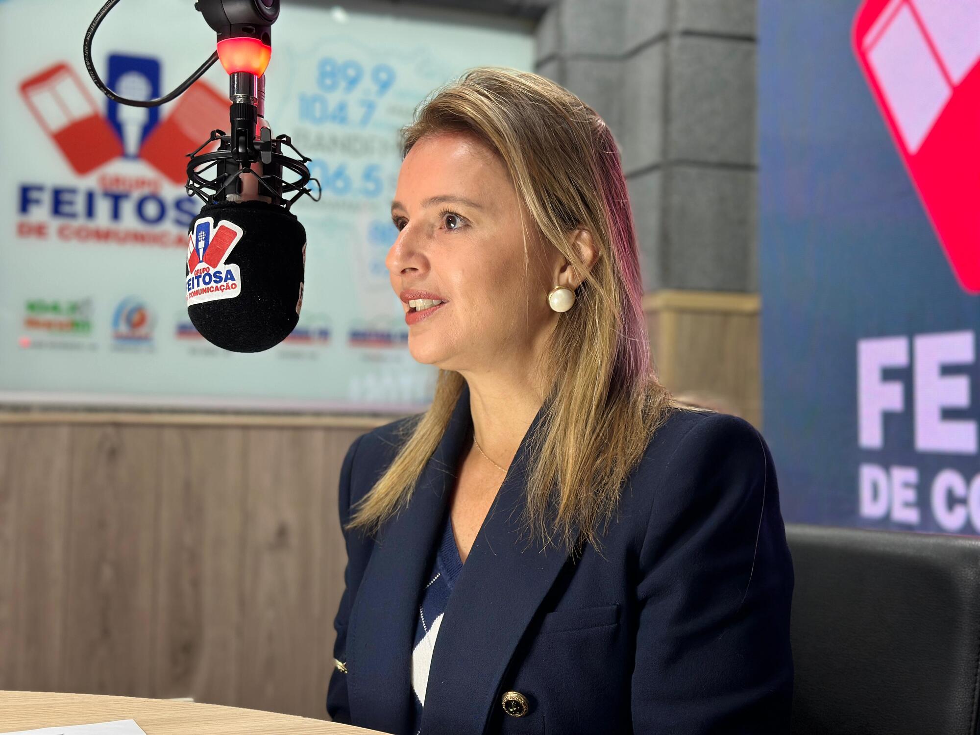 Dra. Lauane Volpe alerta sobre violência patrimonial e mostra como até mulheres com renda sofrem controle financeiro