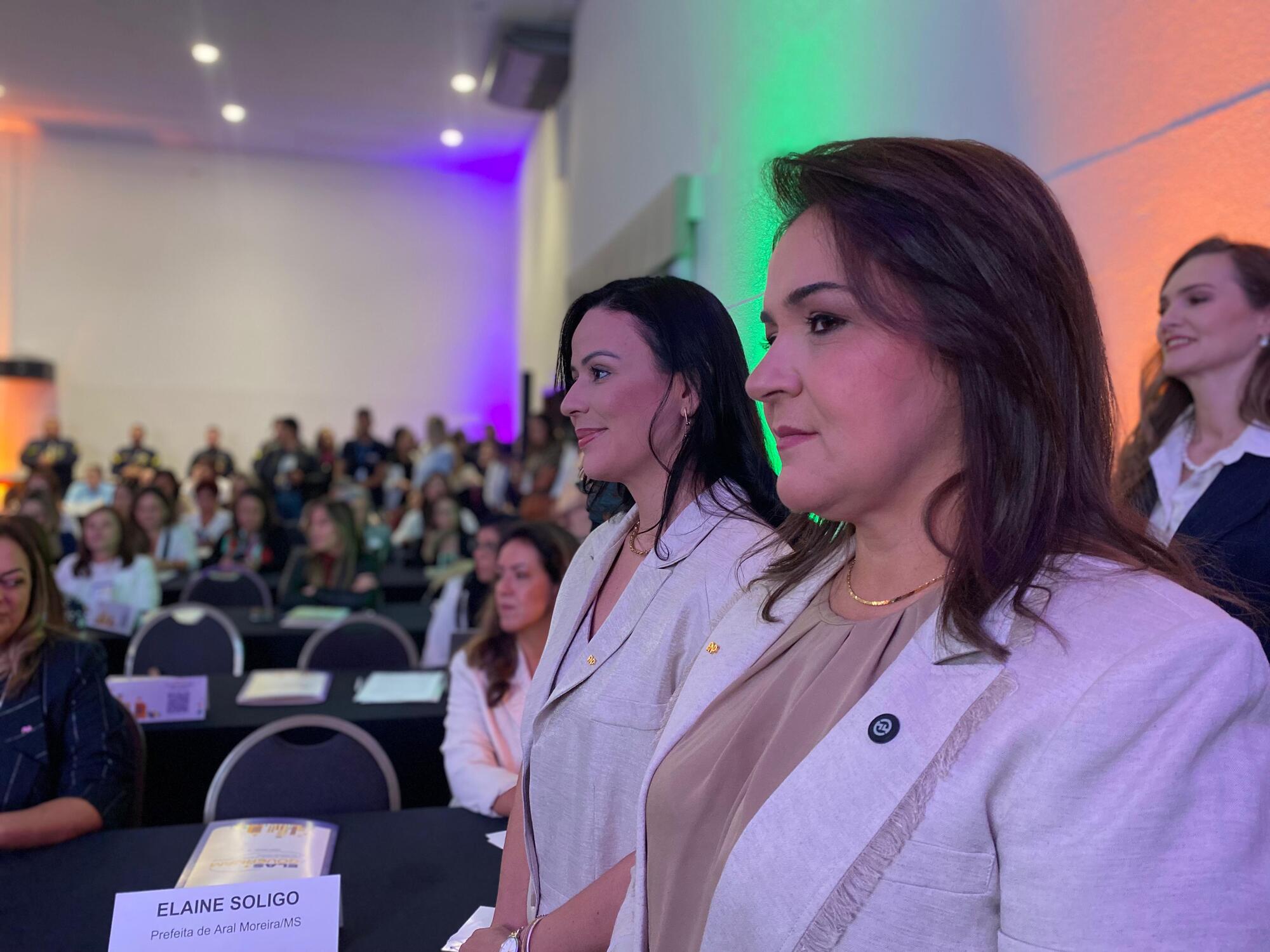 A prefeita Adriane Lopes, anfitriã do evento e primeira mulher a governar a capital sul-mato-grossense em 126 anos