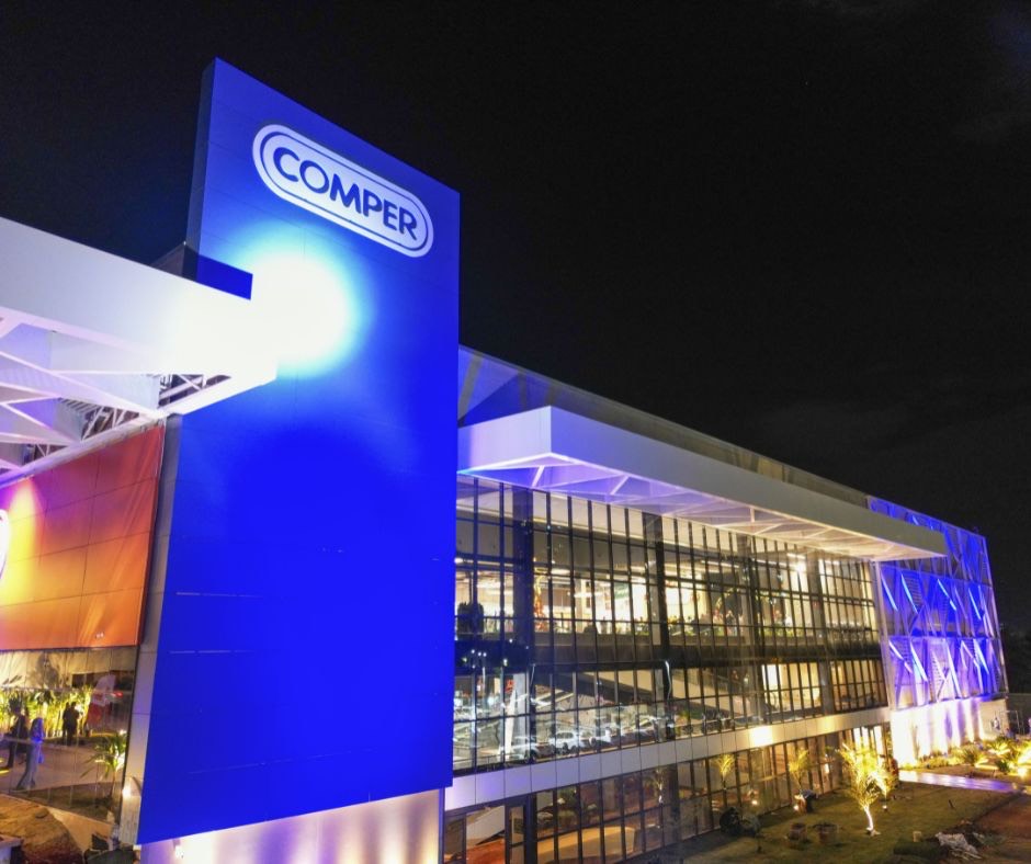 Fachada do Supermercado Comper Itanhangá, em Campo Grande (MS), local que receberá, das 10h às 19h, o primeiro evento público do Instituto Hiltrudes Pereira.
