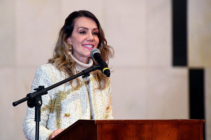 Procuradora-geral de Mato Grosso do Sul, Ana Carolina Ali Garcia, assume a vice-presidência do Conap e discursou na cerimônia.