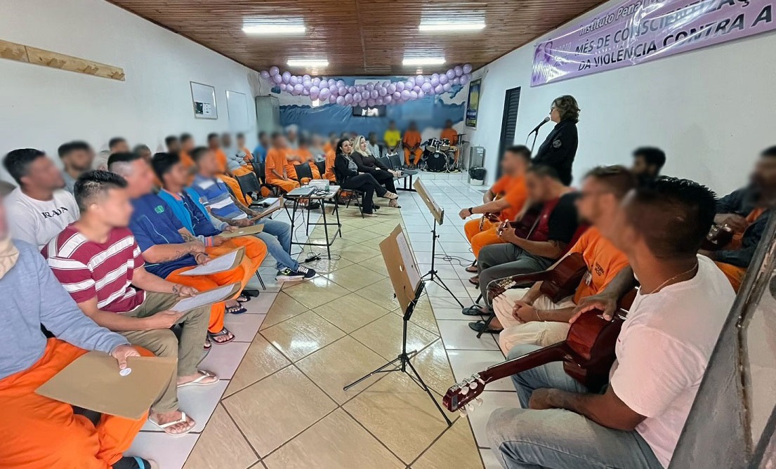 Apresentação no Instituto Penal de Campo Grande