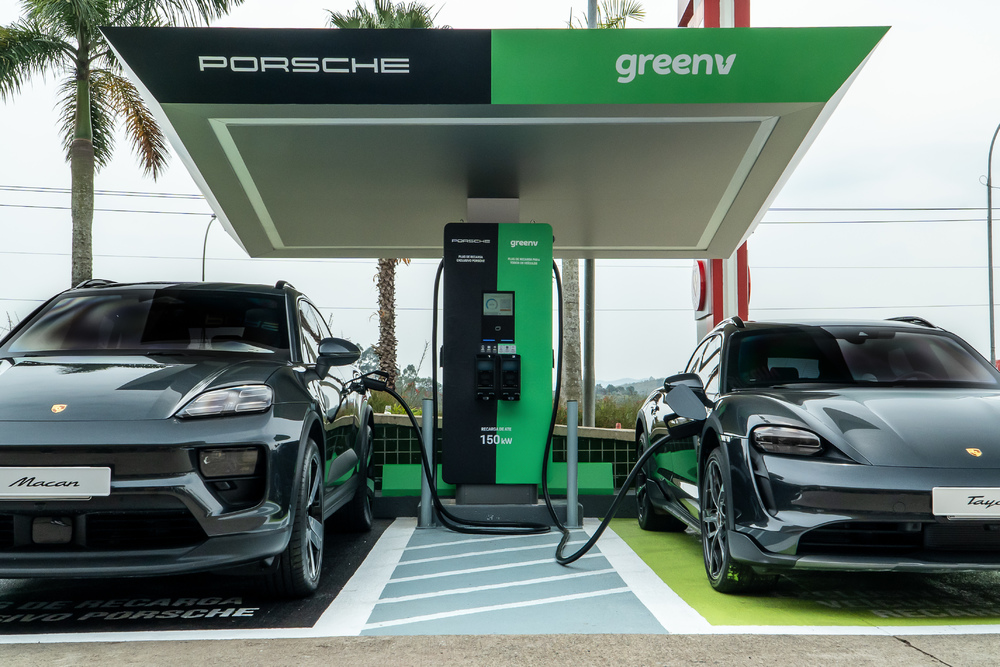 Primeira estação do projeto Highway Charging 3.0 já está em operação com dois pontos de recarga ultrarrápida.