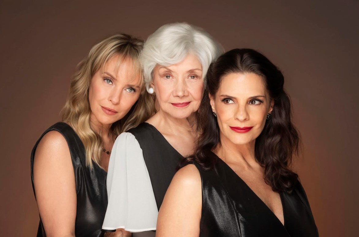 Peça é protagonizada pelas atrizes Ana Rosa, Helena Ranaldi e Fernanda Nobre