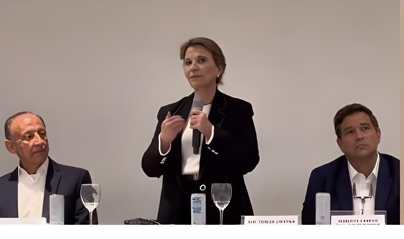  Ex-ministra da Agricultura, reconhecida por sua atuação firme e técnica no setor, Cristiana agora assume uma posição central na nova Fiesp