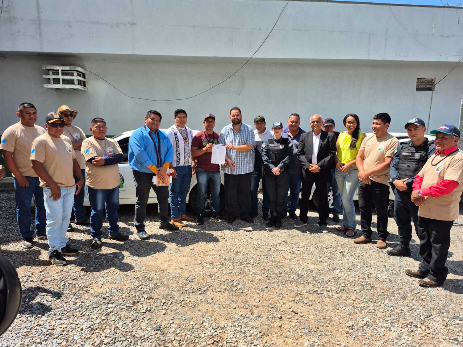 As entregas foram acompanhadas pelo prefeito municipal, Fábio Santos Florença