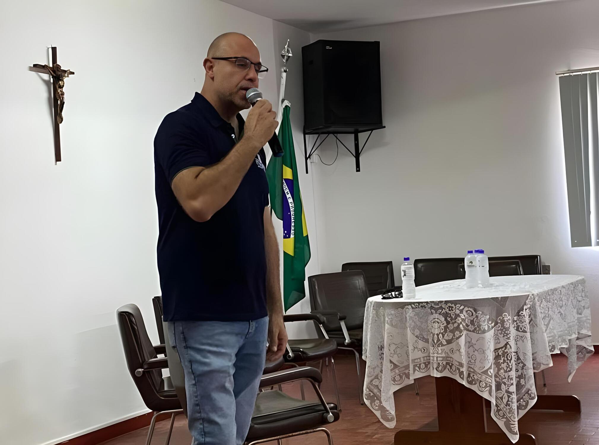 Mohamad Houssein Mourad, o Primo, identificou-se em apresentação na Associação dos Fornecedores de Cana da Região de Catanduva como João Mourad, dono da Usina Itajobi 