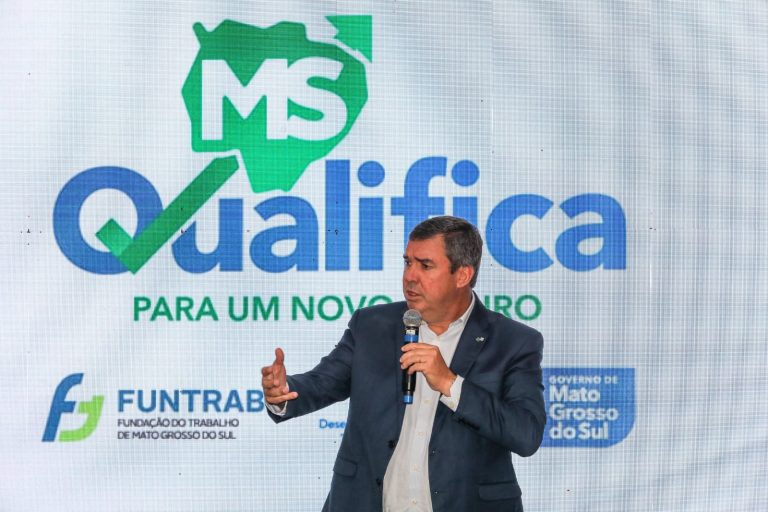 Governador no lançamento do MS Qualifica (Foto: Saul Schramm)