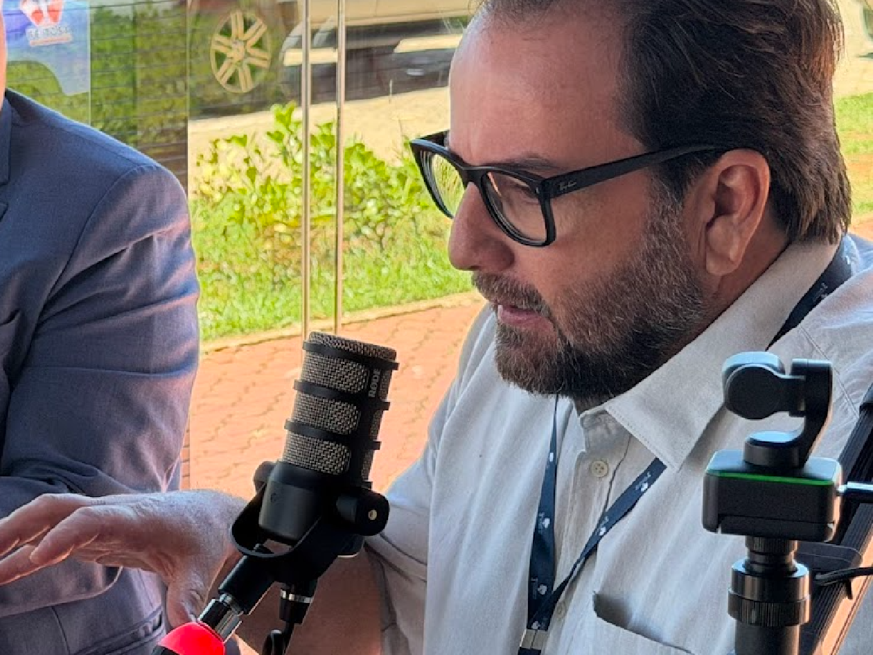 Com discurso direto e foco na entrega de resultados, Thiago Monteiro destaca a atuação integrada com o prefeito Guga na Prefeitura de Jardim.