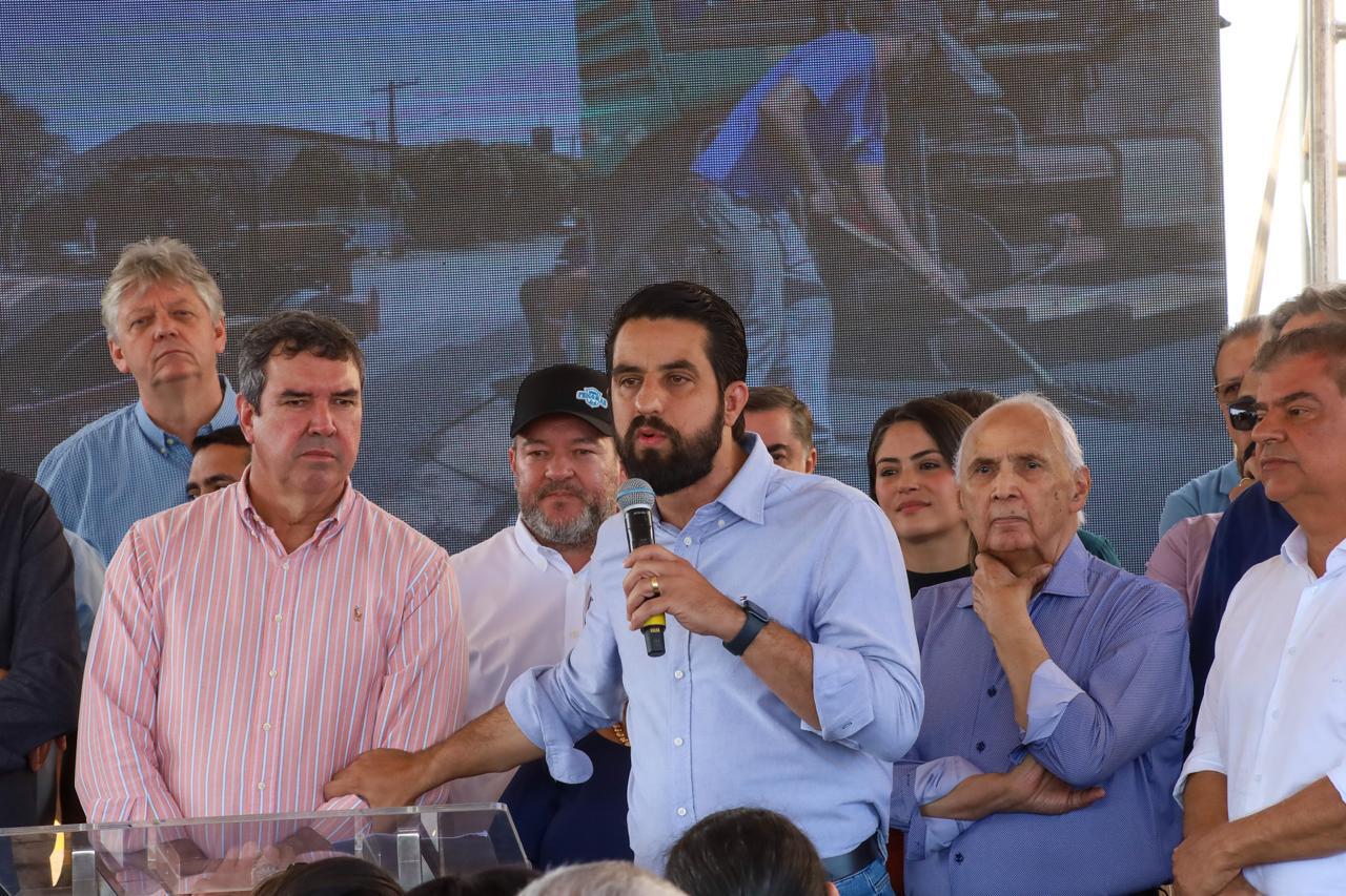 Obras de pavimentação e drenagem revitalizam bairros em Deodápolis e melhoram mobilidade para a população