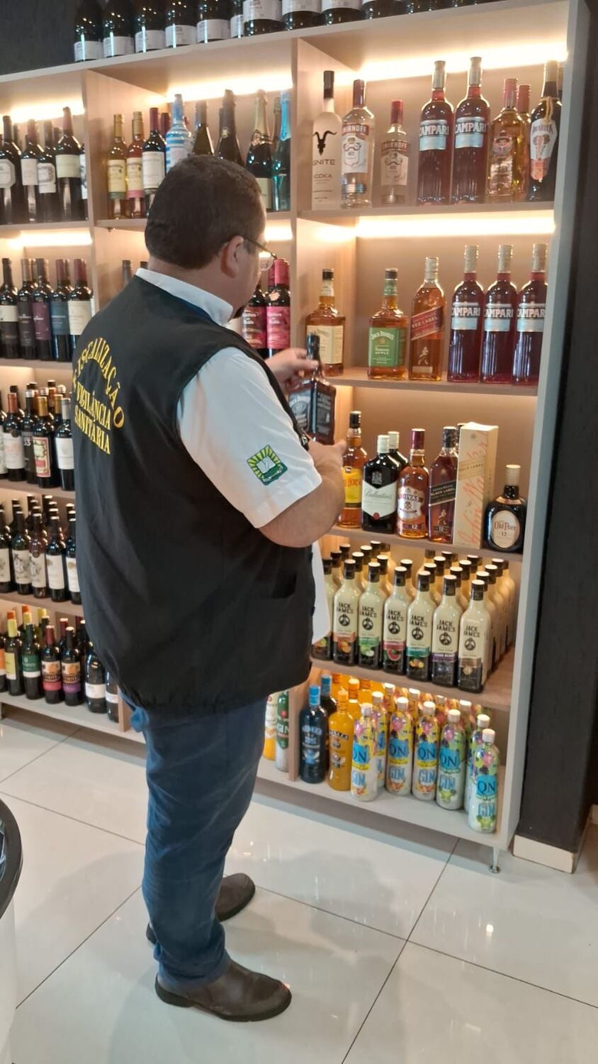 Ação faz parte das medidas coordenadas para coibir a venda de bebidas irregulares e prevenir casos de intoxicação por metanol