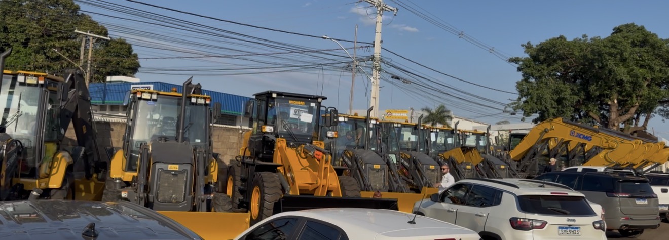 Durante entrevista em Campo Grande, o prefeito de Inocência, Toninho da Cofapi, detalha os avanços da gestão municipal e os novos investimentos em infraestrutura rural viabilizados com apoio do Governo Federal.
