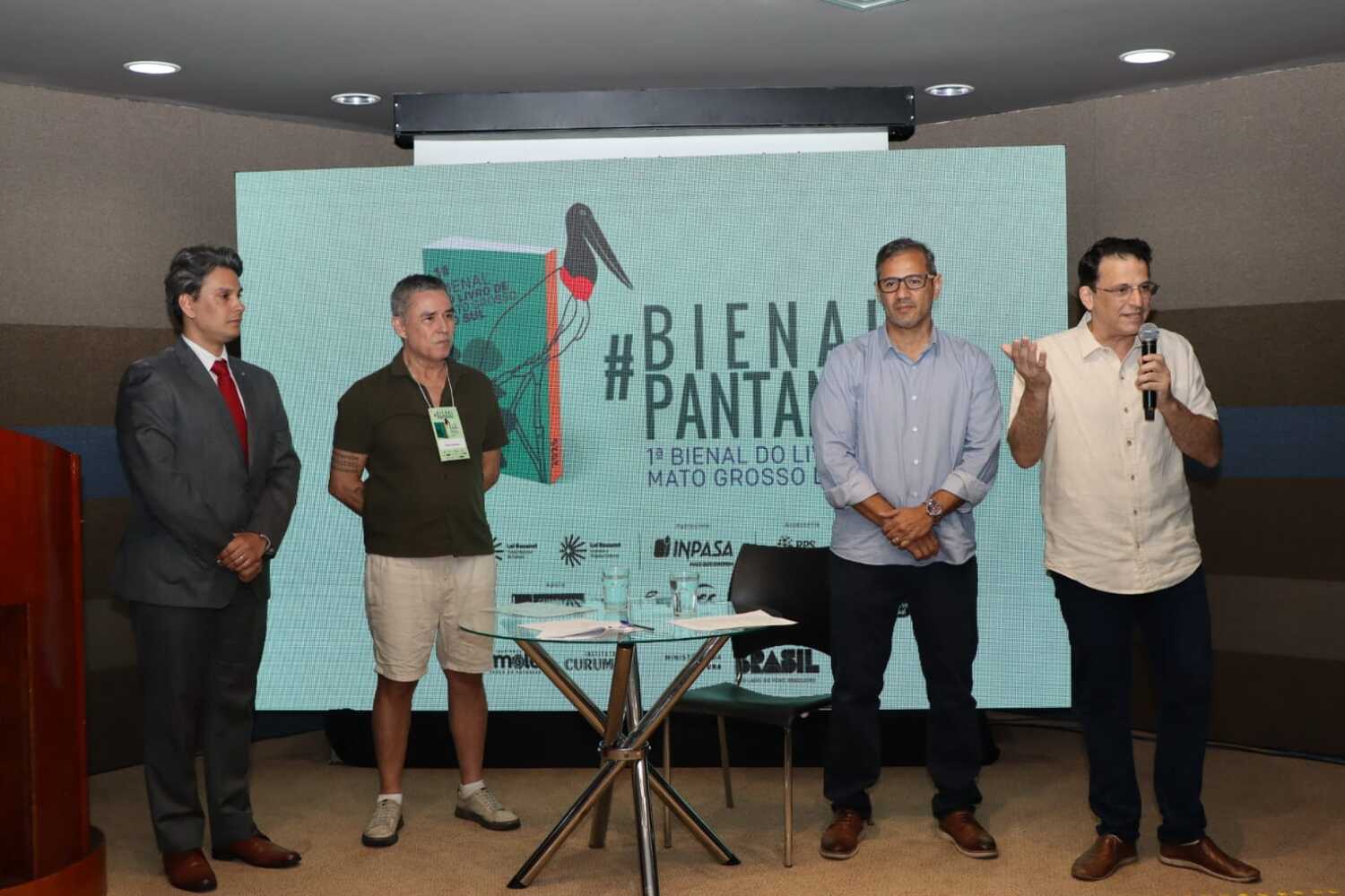 Iniciativa tem como objetivo promover o intercâmbio literário entre os dois países