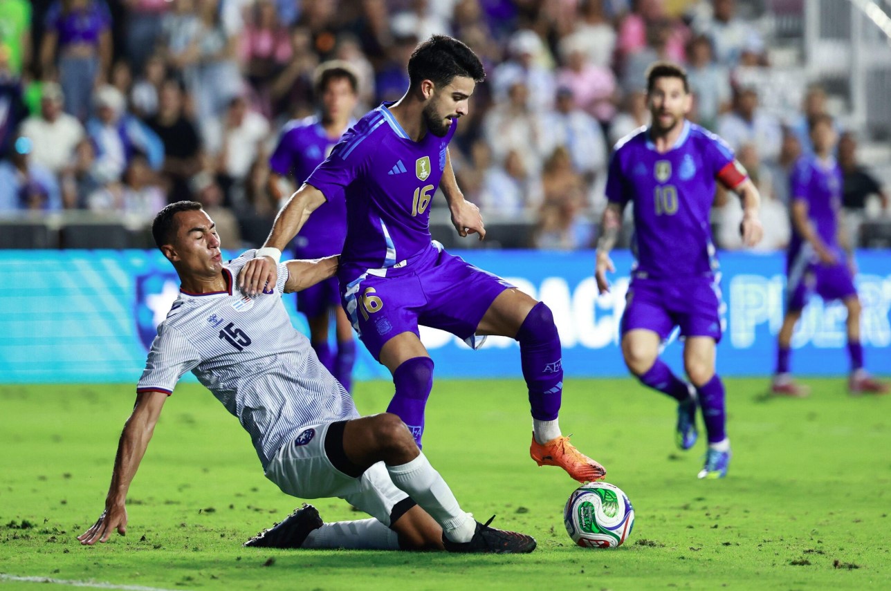 Flaco López estreou como titular no time da Argentina