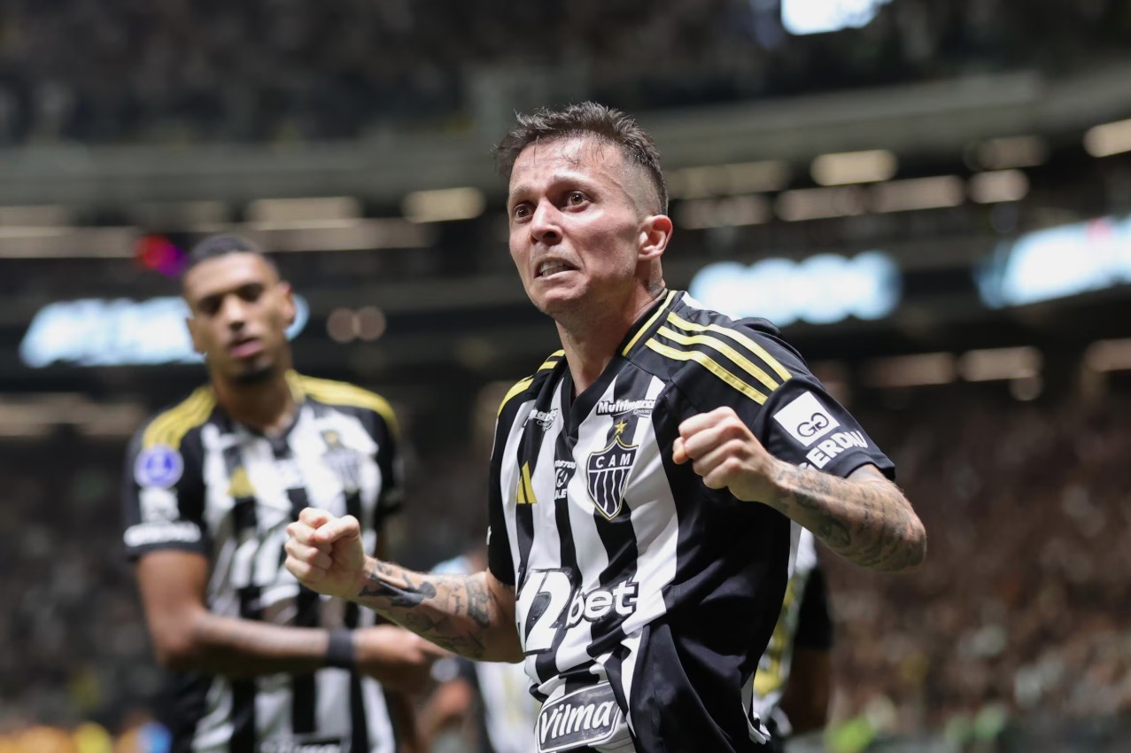 Bernard ampliou para o Atlético-MG após Arana abrir o placar