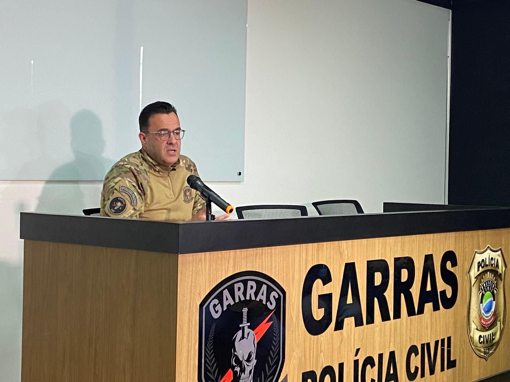 Delegado Roberto Guimarães, da Garras, conduz as investigações do sequestro que pode ter envolvimento da própria família da vítima
