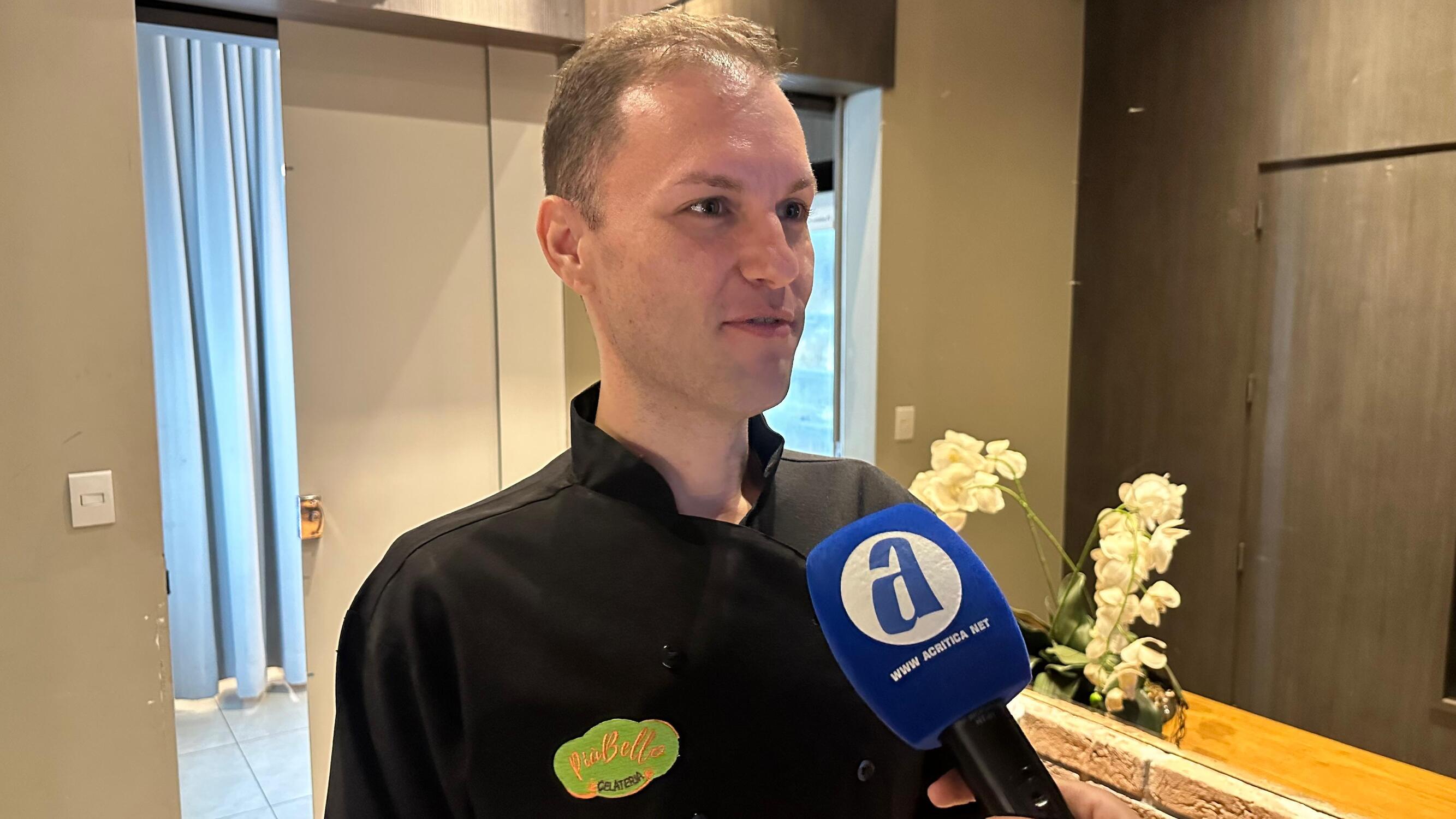 Paulo Henrique de Souza proprietario da PiuBello Gelateria (Foto: Douglas Vieira)