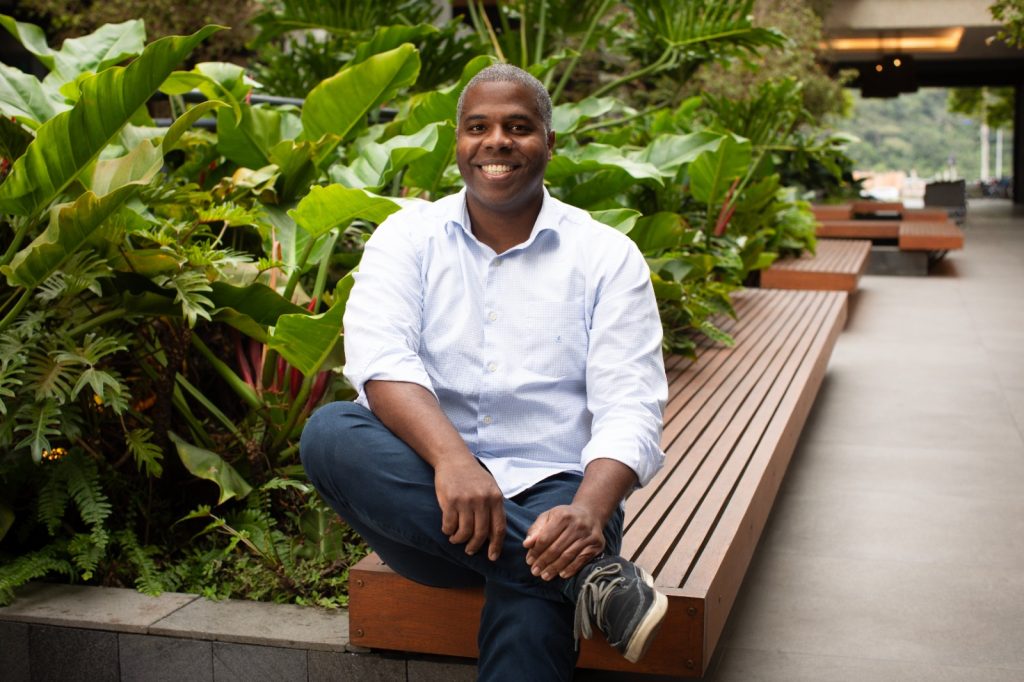 Davi Barboza leva sua iniciativa para apresentação em Portugal