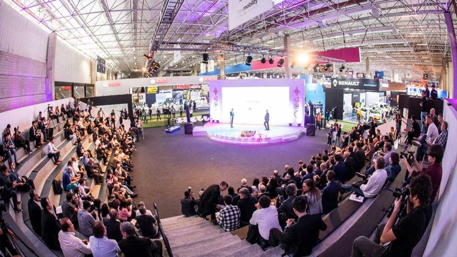 Evento retorna ao Anhembi com 24 marcas, mais de 300 veículos e atrações que refletem a nova fase da indústria automotiva.