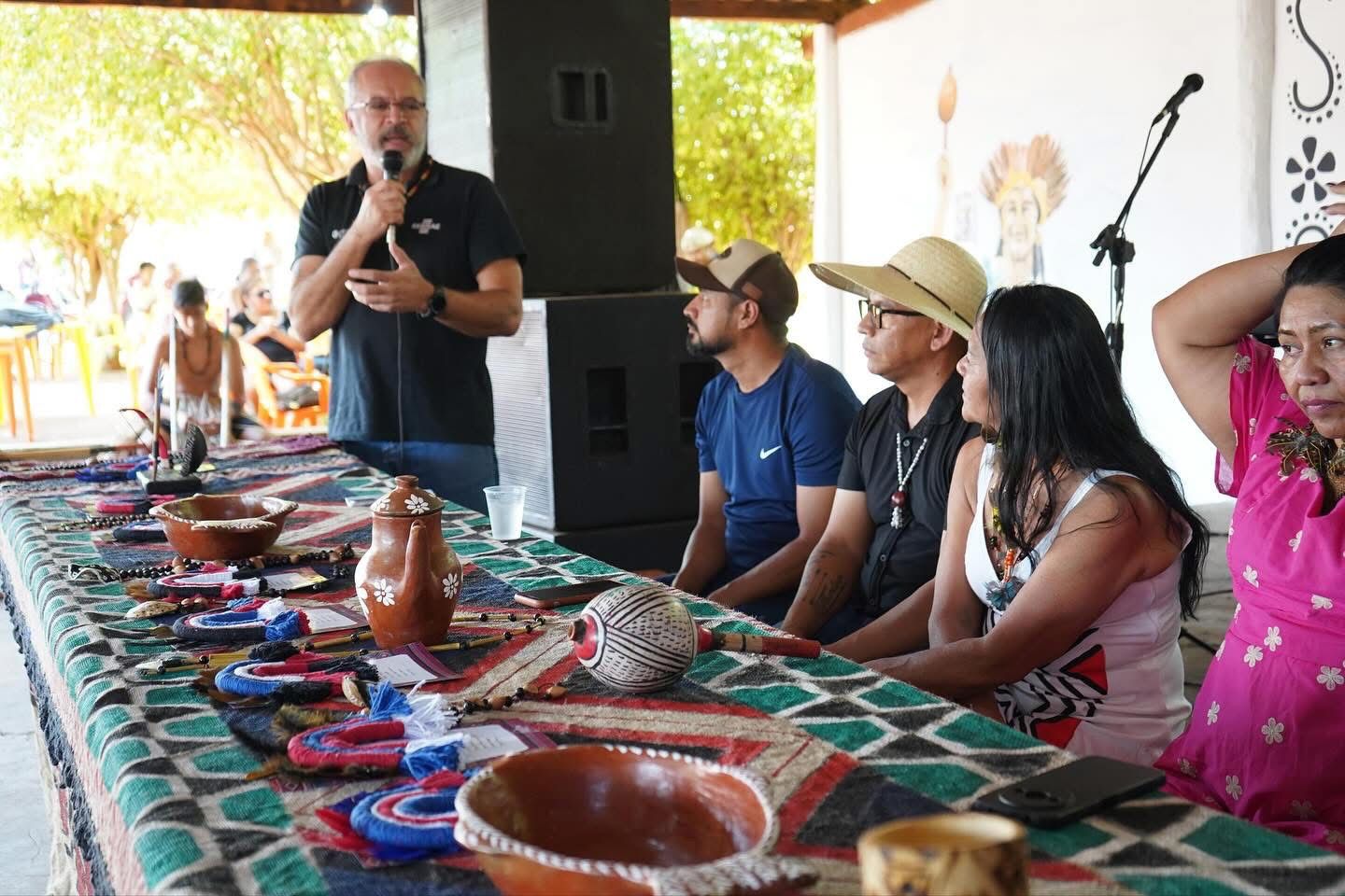 Representantes indígenas e parceiros institucionais debatem o fortalecimento do turismo comunitário