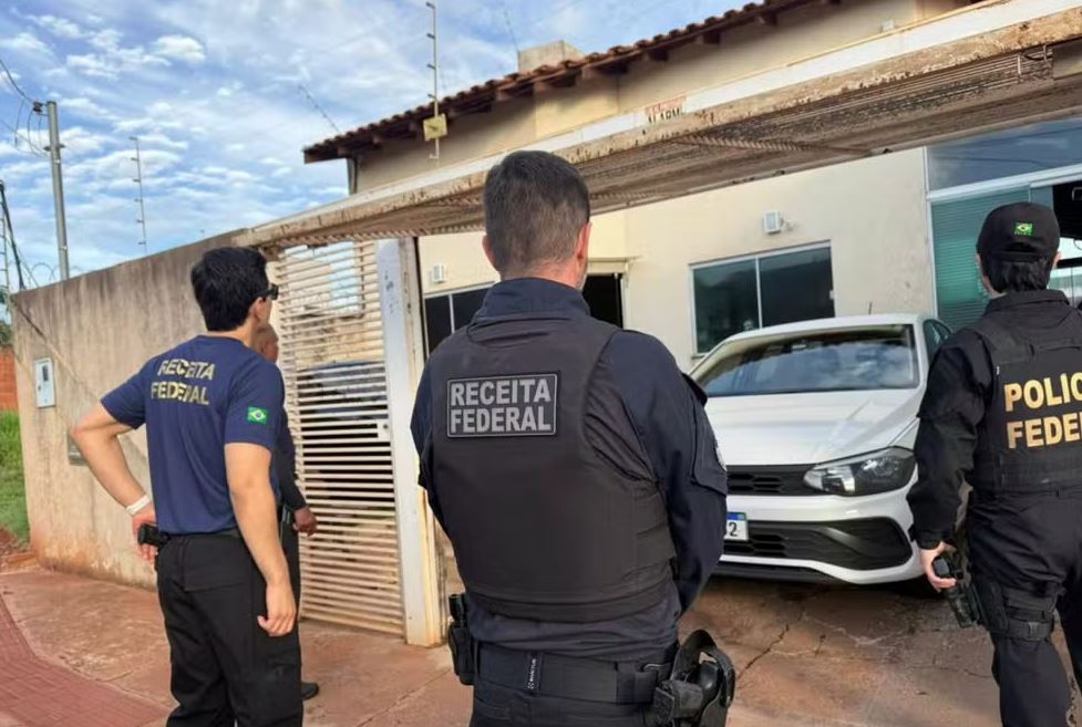 PF faz operação contra organização criminosa, lavagem de dinheiro, contrabando, descaminho e fraudes no sistema financeiro nacional.  Foto: Polícia Federal