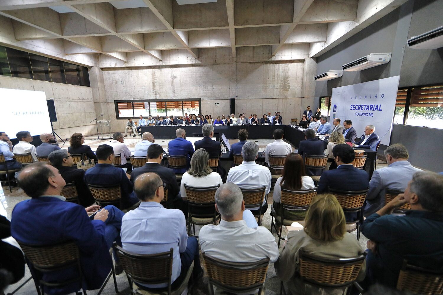 Reunião ocorreu no Centro de Convenções Rubens Gil de Camillo