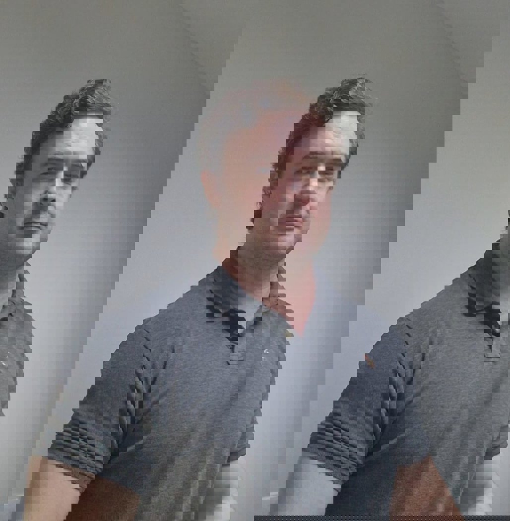 Psiquiatra Adriano Bernardi relata que preconceito leva pessoas a buscar ajuda tardiamente  (Foto: Acervo Pessoal) 