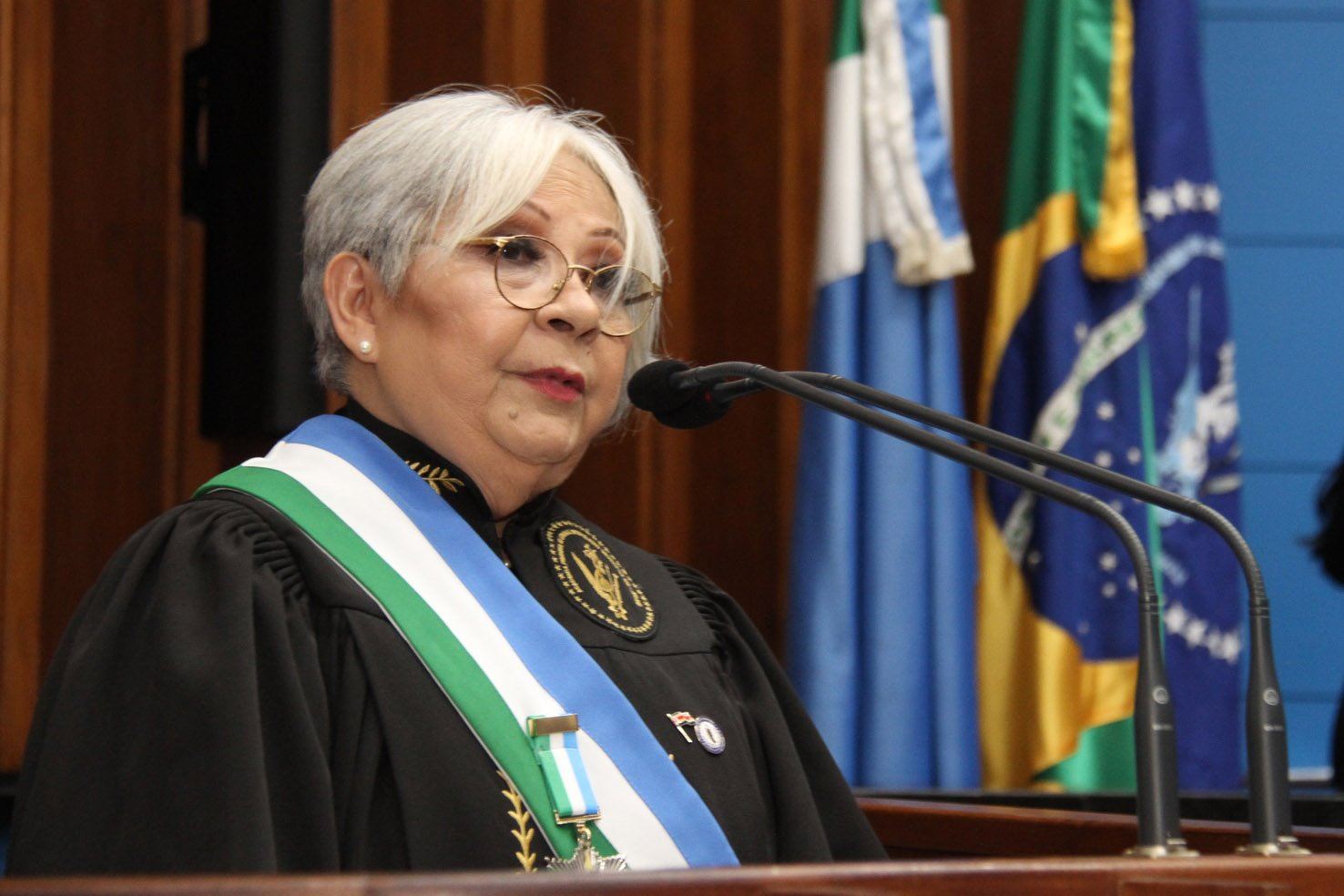 A escritora e poetisa Delasnieve Miranda Daspet de Souza foi a criadora Academia Feminina de Letras e Artes de Mato Grosso do Sul