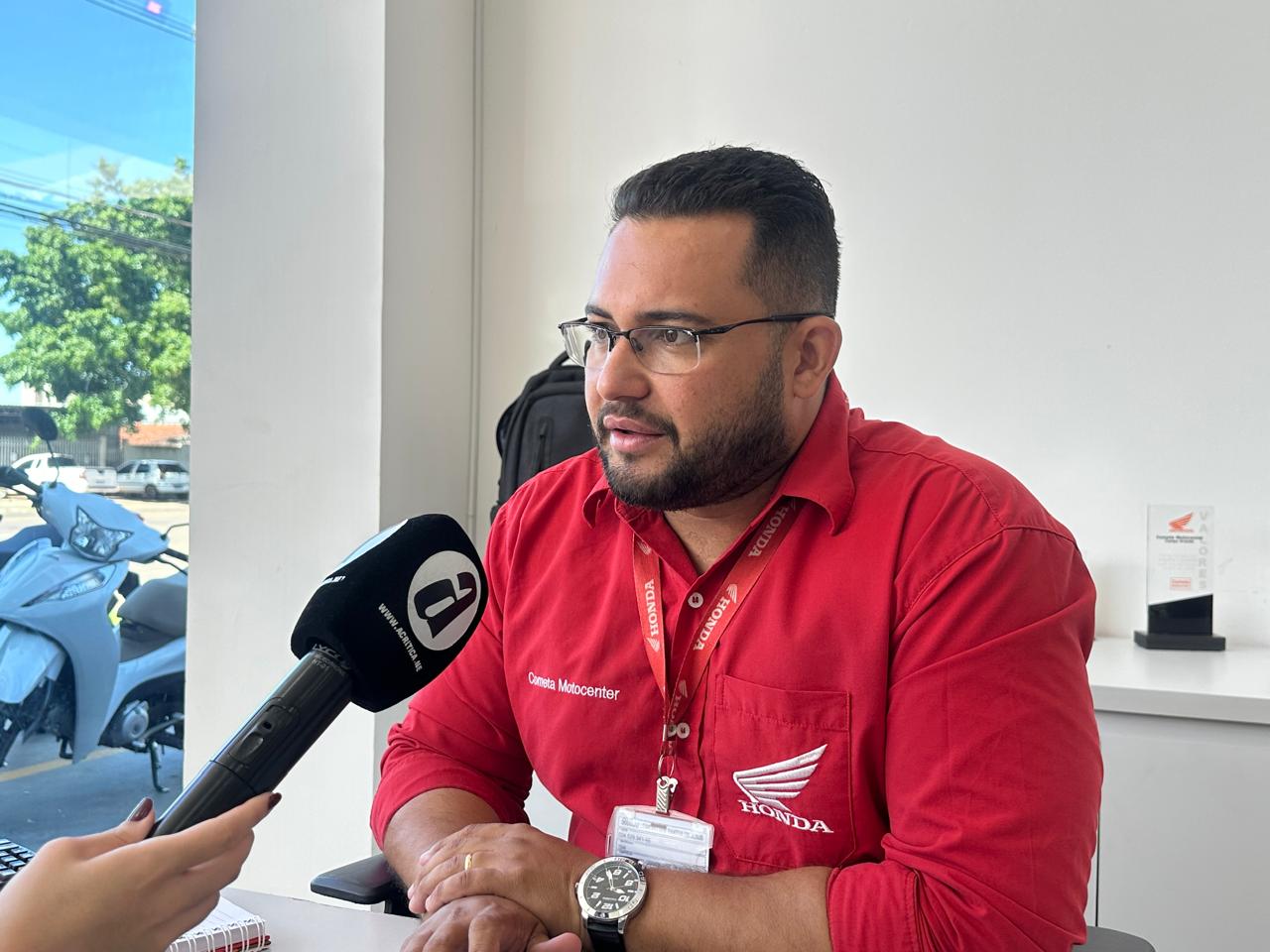 Douglas explicou que as motos com maior procura são as de cilindradas mais baixas, como a popular Bis e as Titans, consideradas motos do dia a dia.