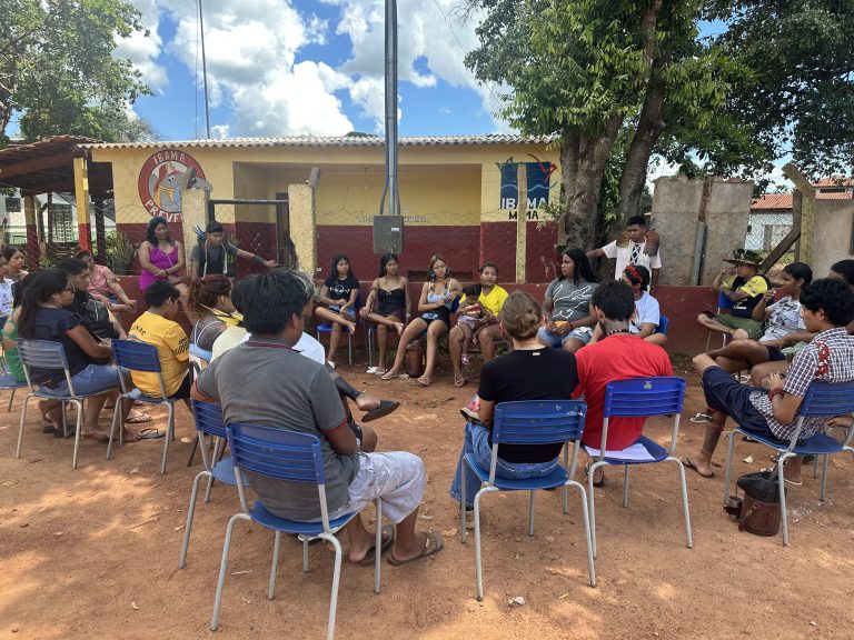 Divididos em eixos, juventude pode ser ouvida e levar sugestões.