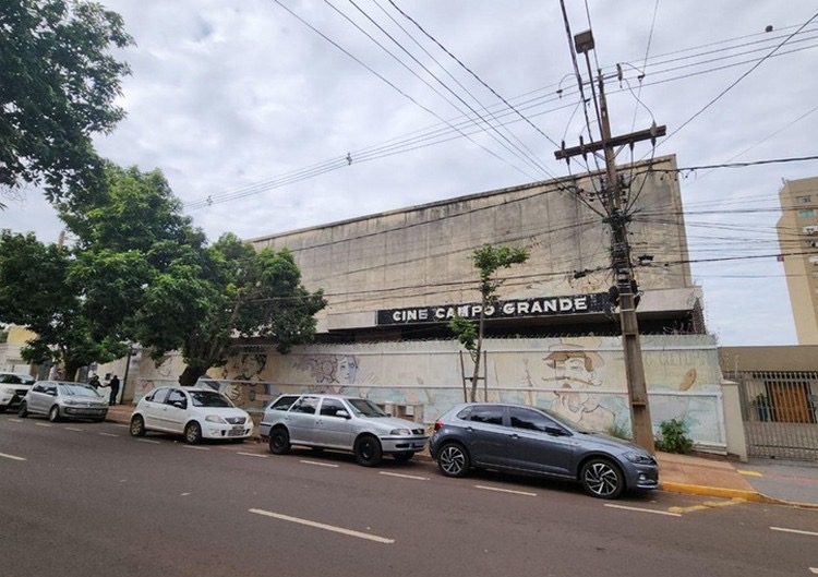 Imóvel fechado desde 2012 foi comprado pelo Sesc em 2013 e nunca chegou a ser transformado em centro cultural