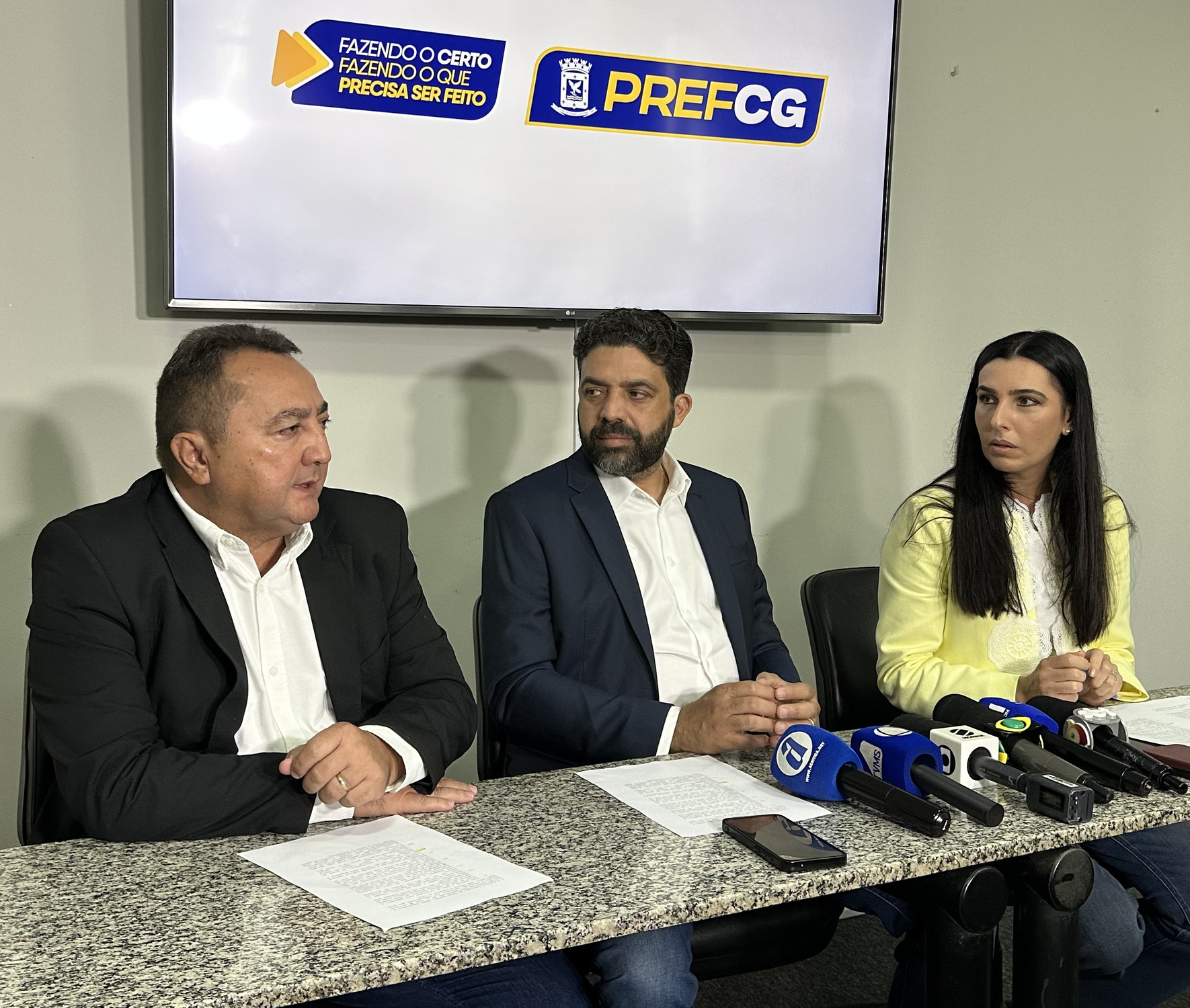 Coletiva esclarece que suspensão vale apenas para parte dos terrenos com alíquota maior, enquanto casas e demais imóveis seguem com vencimento em 12 de fevereiro