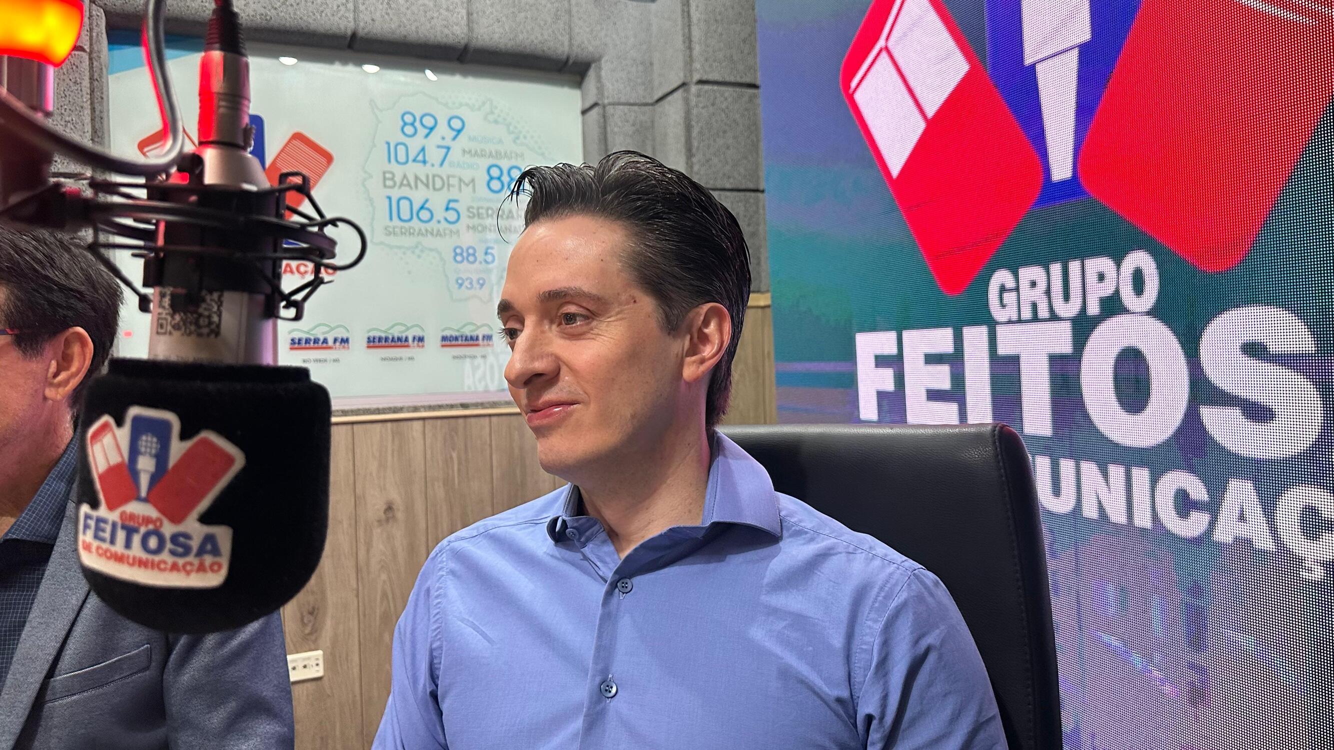 Dr. Lucas Pietro escolheu seguir os passos de seu pai 